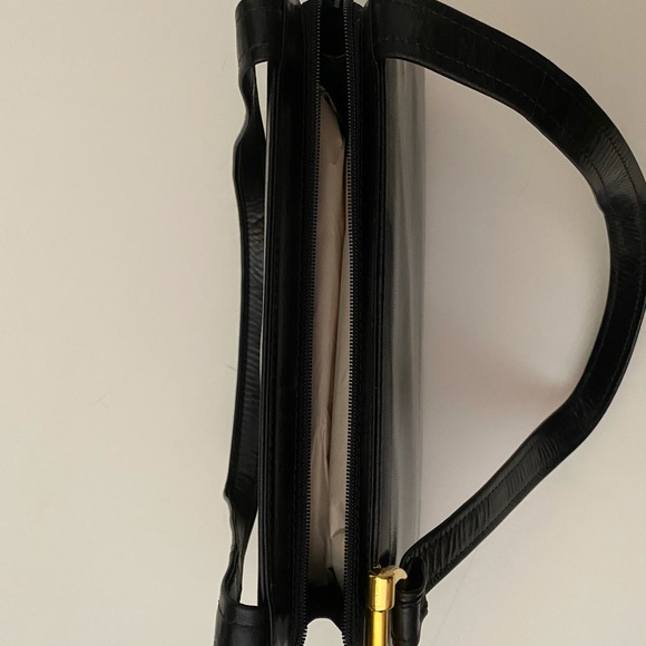 Black leather shoulder bag - Picture 5 of 8